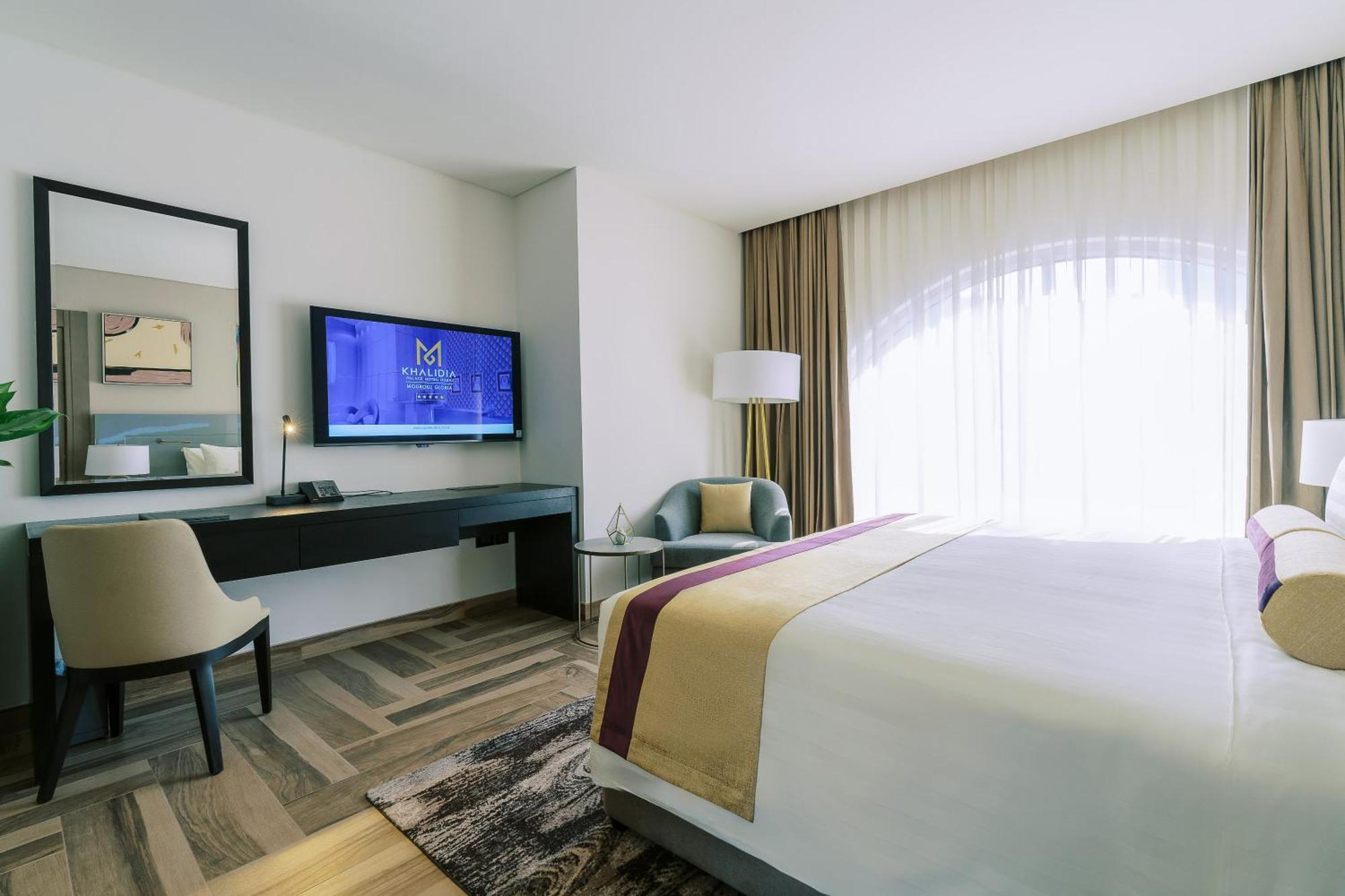 Khalidia Palace Hotel Dubai By Mourouj Gloria Dış mekan fotoğraf Deluxe Room