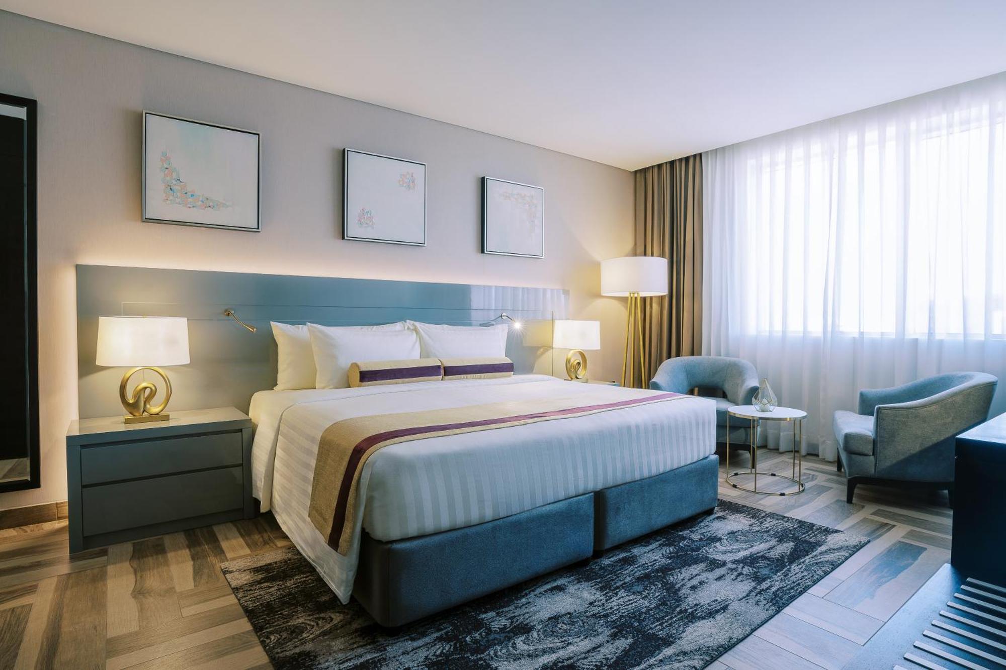 Khalidia Palace Hotel Dubai By Mourouj Gloria Dış mekan fotoğraf A bedroom